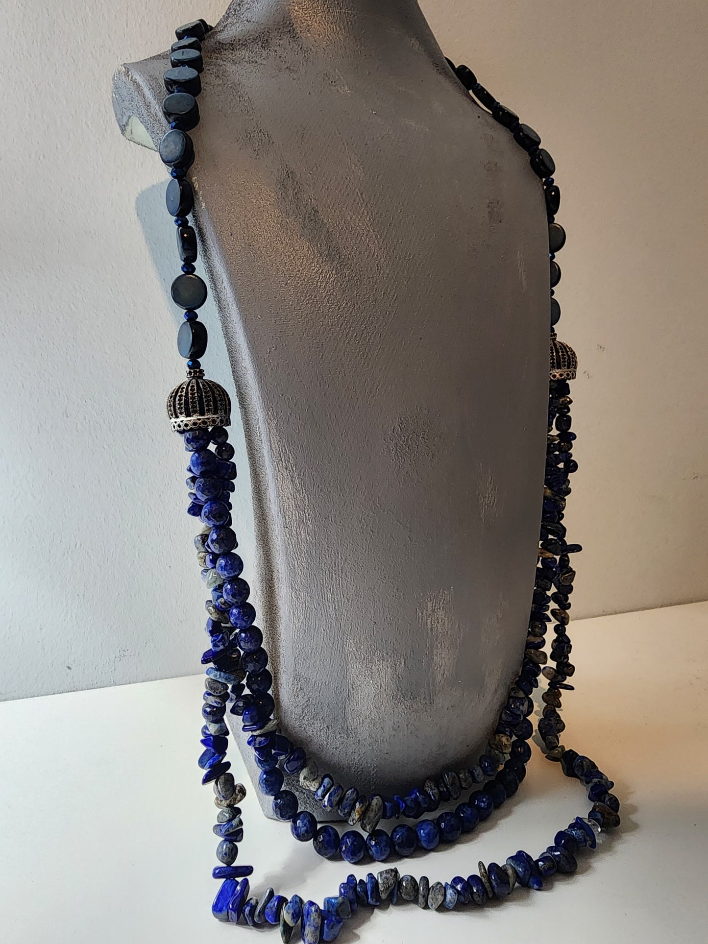 Lapis Lazuli ve Mavi Ceyt Orjinal Doğal Taş Kadın Kolye / Sağlık, Gençlik, Odaklanma ve İçhuzur - 75 cm Kolye Ebadı